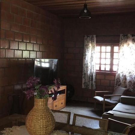 Вилла Chacara Joao E Maria Toledo  Экстерьер фото